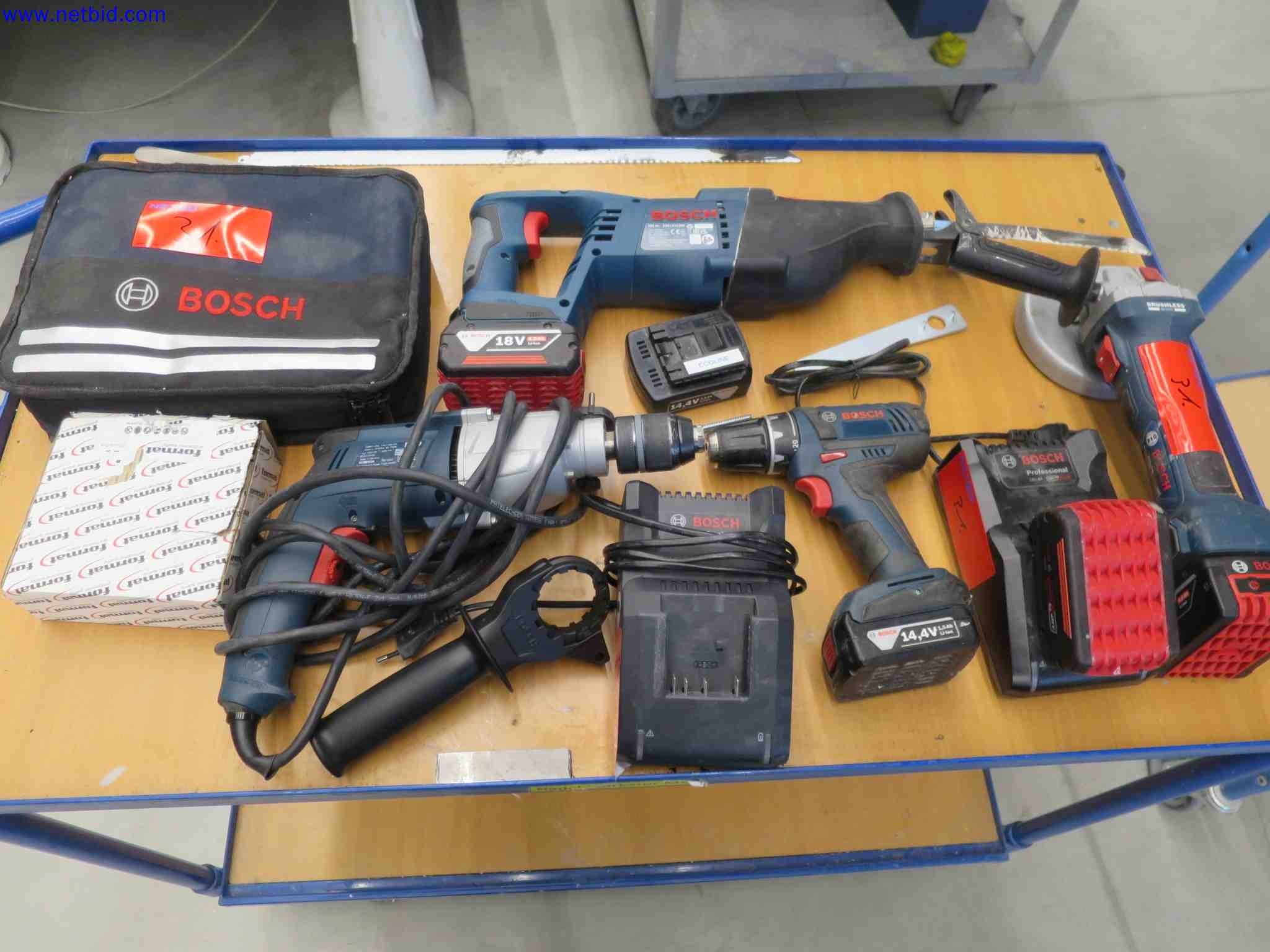 Máquinas CNC en buen estado para la fabricación de componentes metálicos de precisión-1