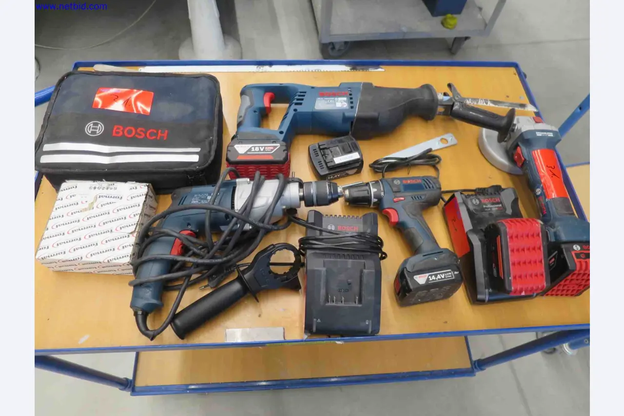 Máquinas CNC en buen estado para la fabricación de componentes metálicos de precisión-1