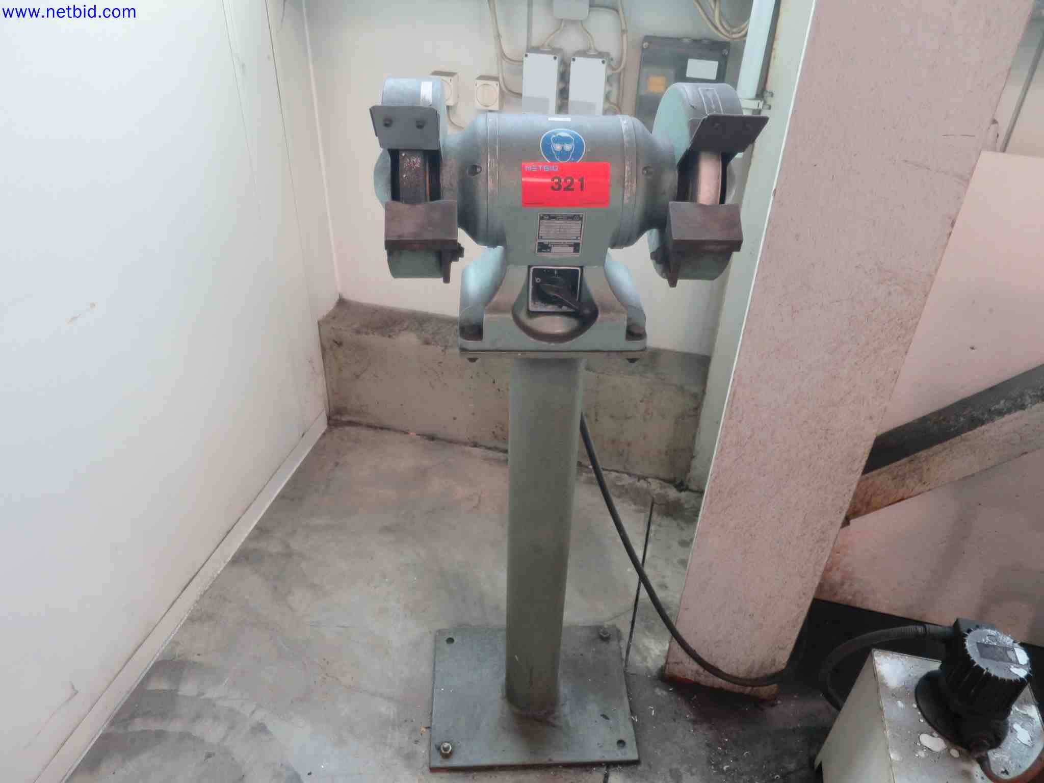 Máquinas CNC en buen estado para la fabricación de componentes metálicos de precisión-1