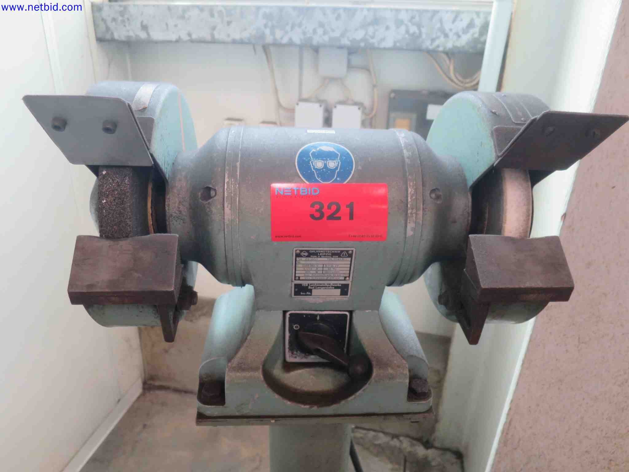 Máquinas CNC en buen estado para la fabricación de componentes metálicos de precisión-2