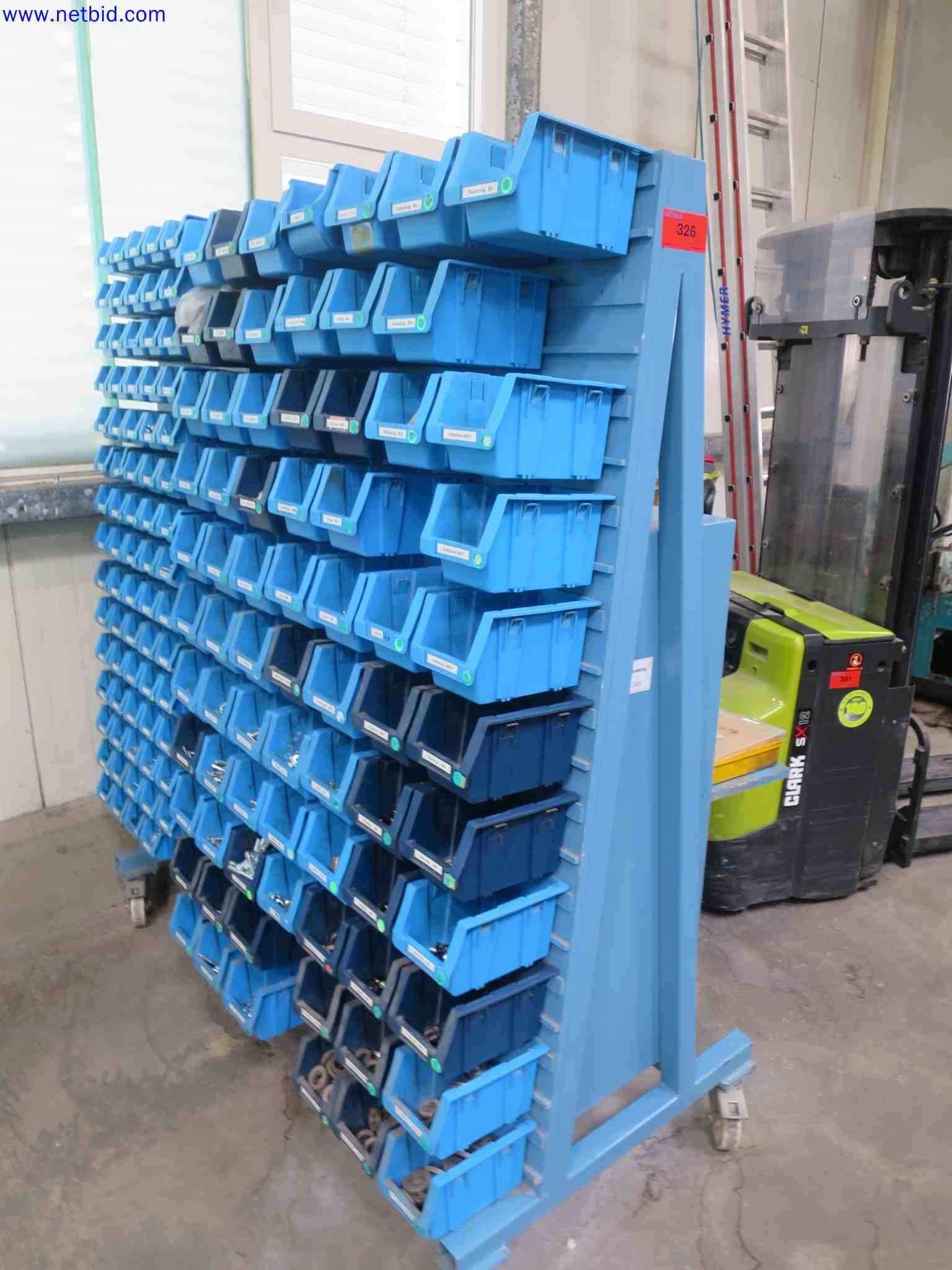 Gepflegte CNC-Maschinen zur Herstellung von präzisen Metallbauteilen-1