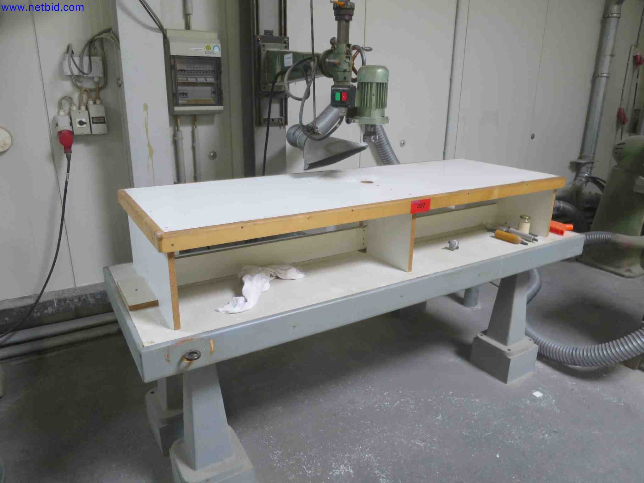 Machines CNC bien entretenues destinées à la fabrication de pièces métalliques de précision-1