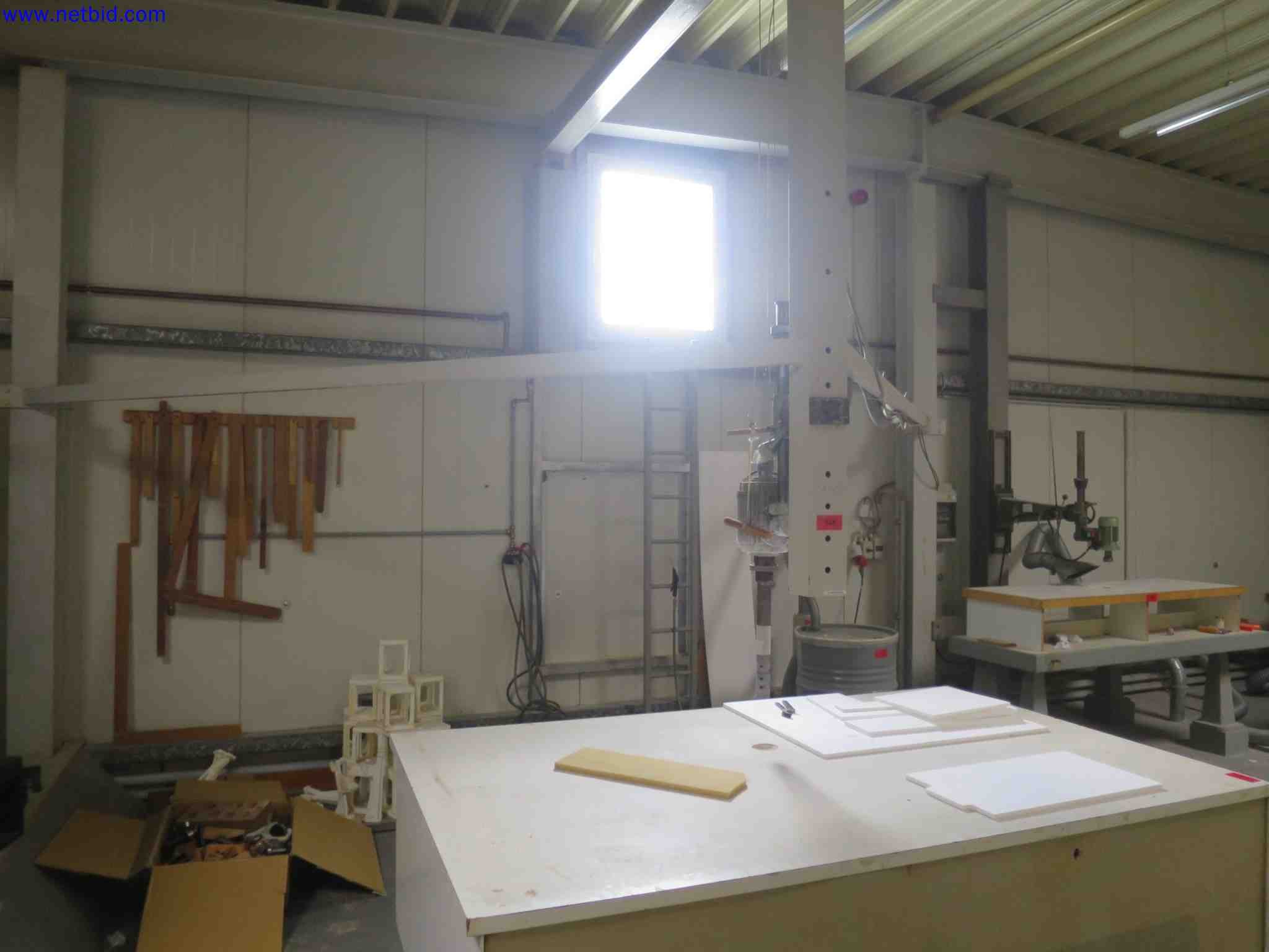 Machines CNC bien entretenues destinées à la fabrication de pièces métalliques de précision-1