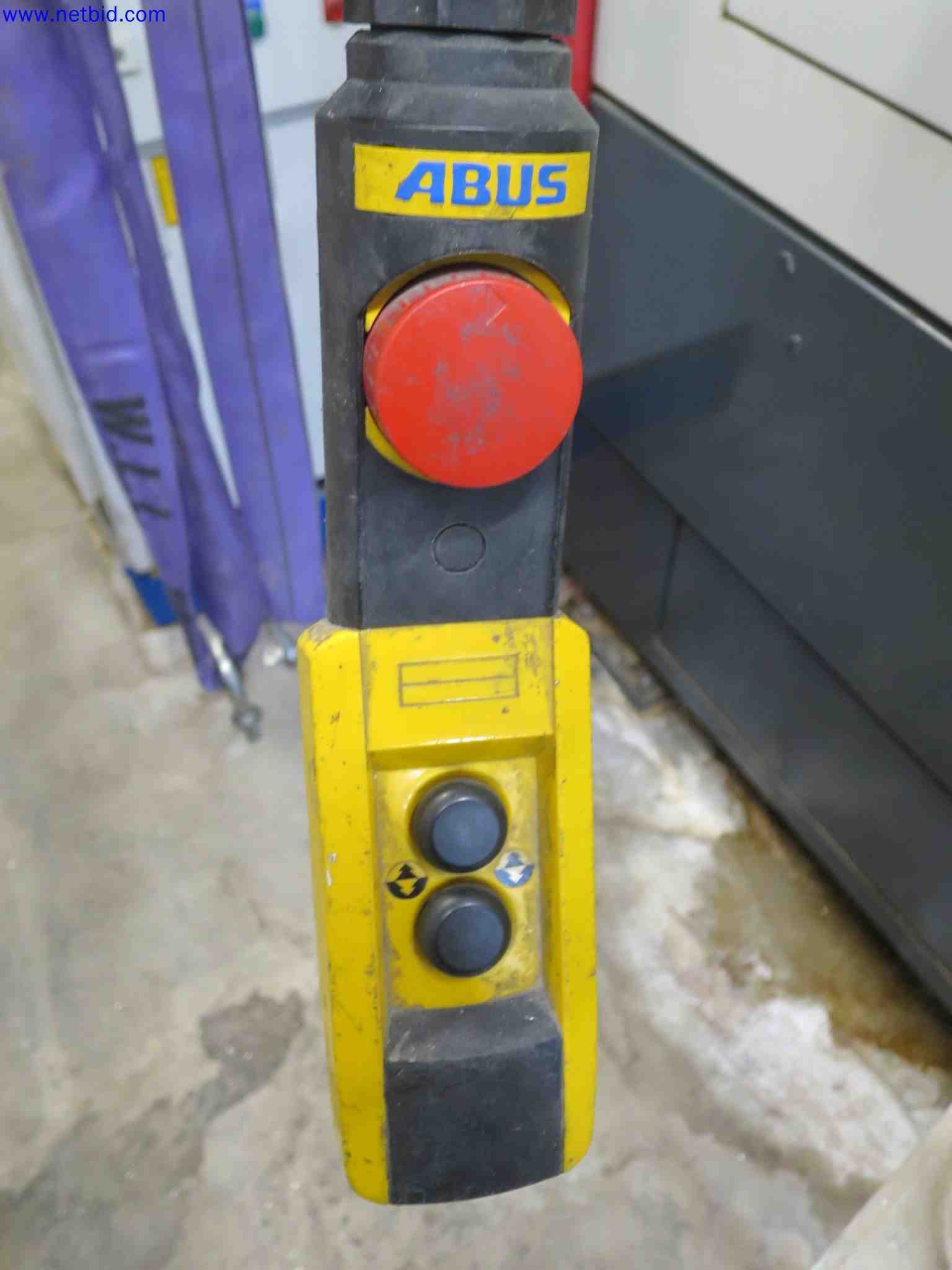 Máquinas CNC en buen estado para la fabricación de componentes metálicos de precisión-4