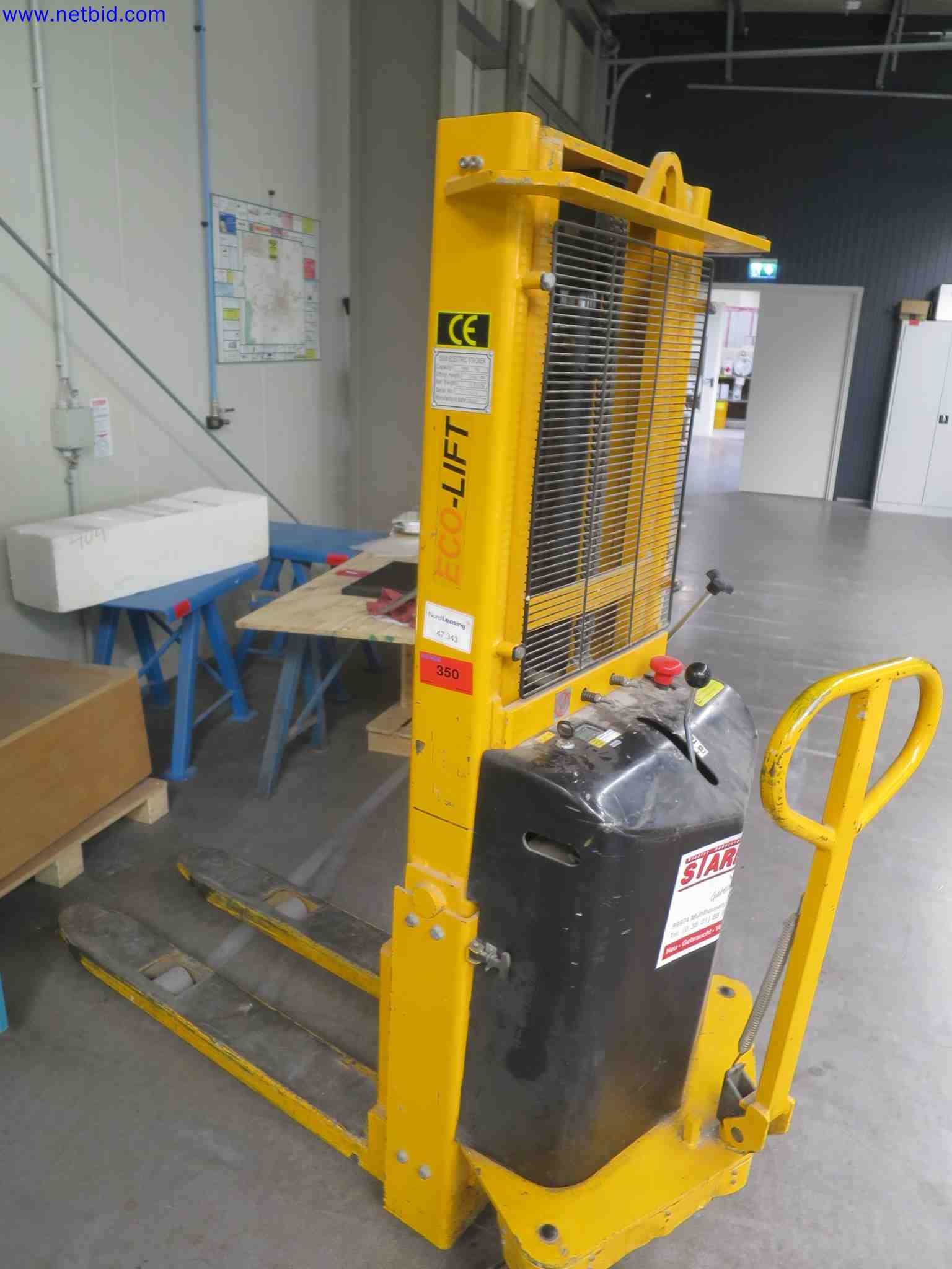 Machines CNC bien entretenues destinées à la fabrication de pièces métalliques de précision-2