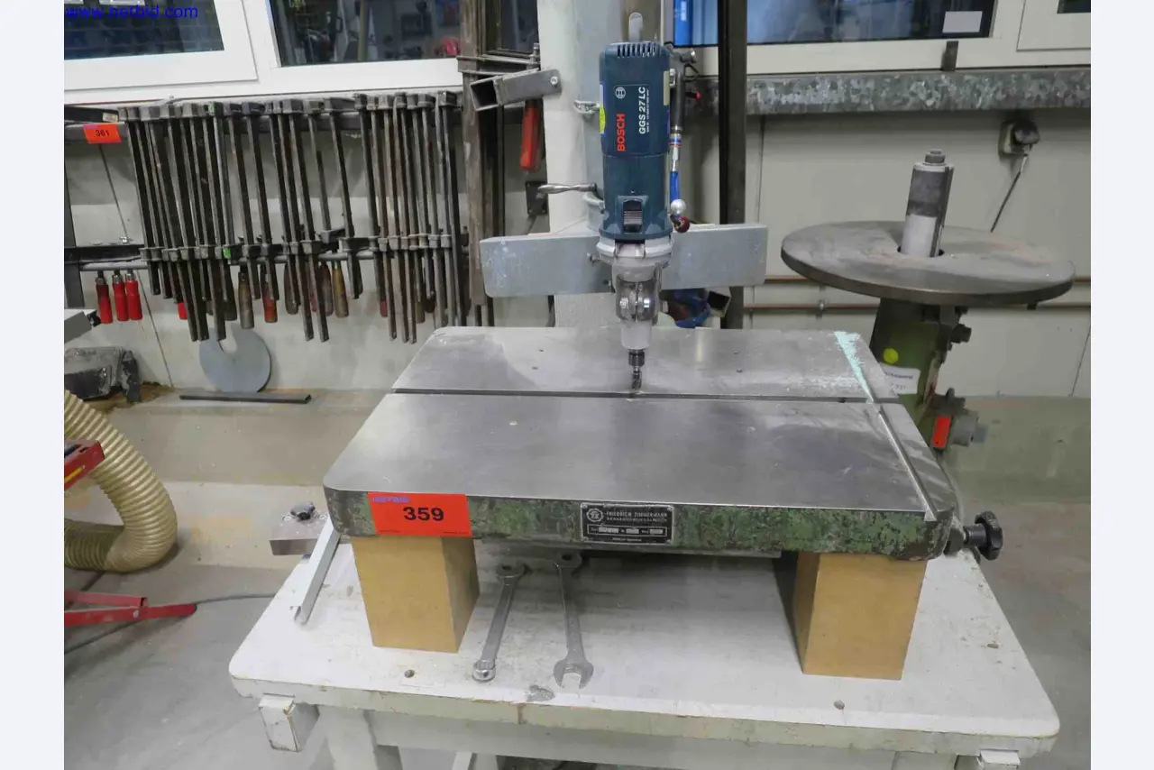 Machines CNC bien entretenues destinées à la fabrication de pièces métalliques de précision-1
