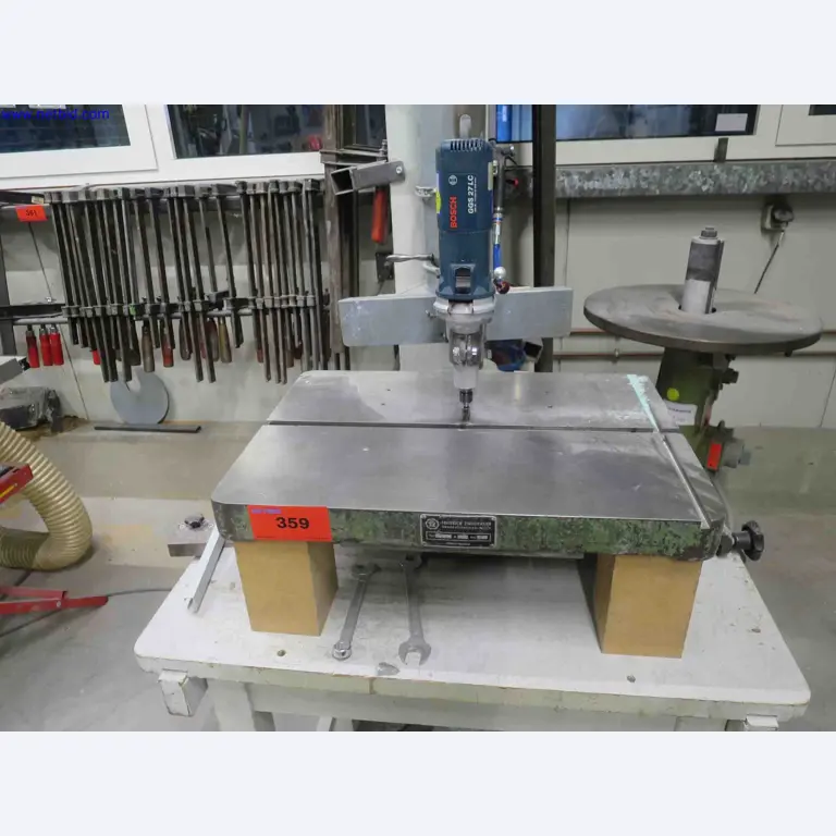 Machines CNC bien entretenues destinées à la fabrication de pièces métalliques de précision-1