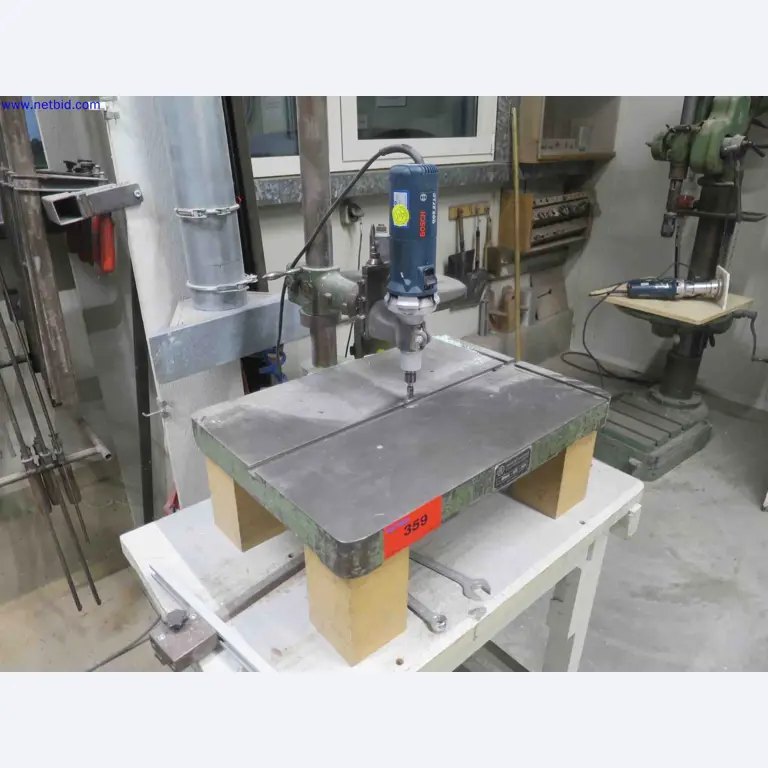 Machines CNC bien entretenues destinées à la fabrication de pièces métalliques de précision-2