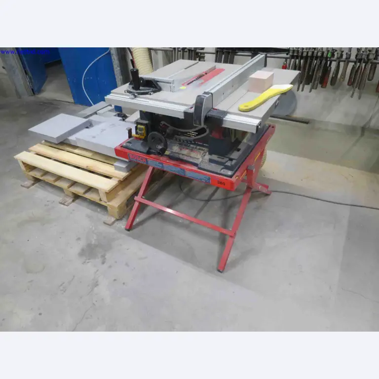 Machines CNC bien entretenues destinées à la fabrication de pièces métalliques de précision-2