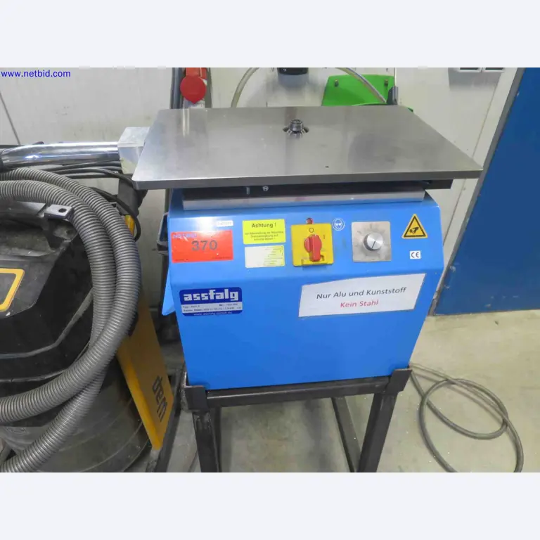 Máquinas CNC en buen estado para la fabricación de componentes metálicos de precisión-1