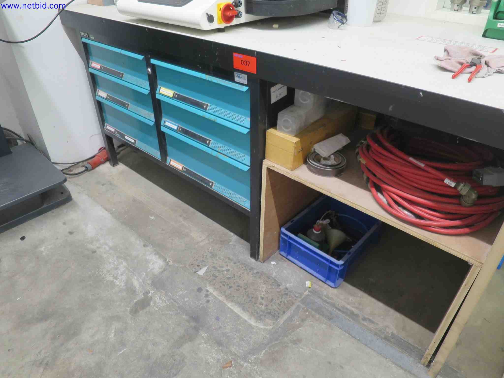 Máquinas CNC en buen estado para la fabricación de componentes metálicos de precisión-1