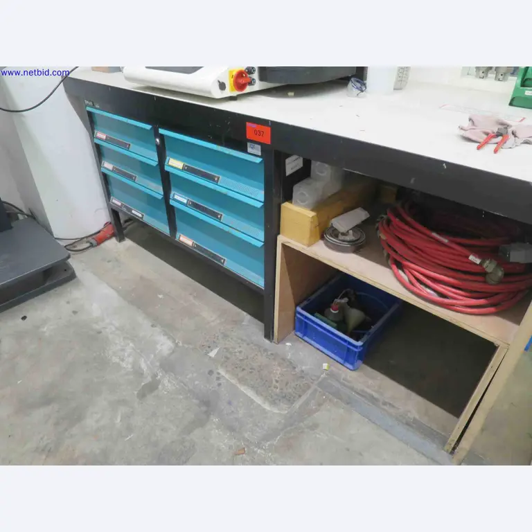 Máquinas CNC en buen estado para la fabricación de componentes metálicos de precisión-1