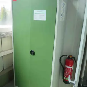 armoire en tôle d'acier