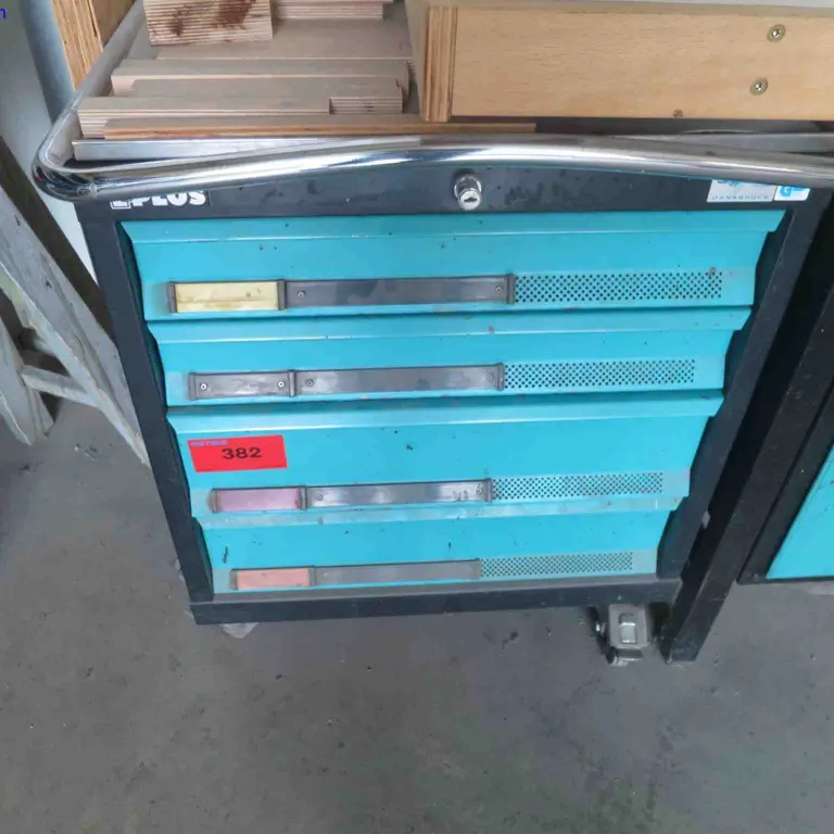 2 mobile drawer cabinets E-Plus