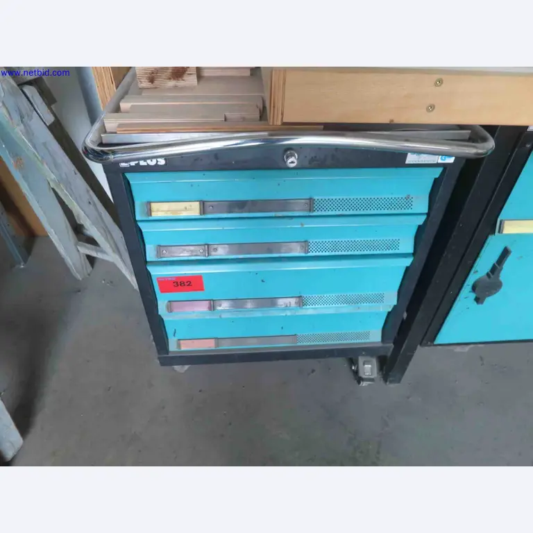 Máquinas CNC en buen estado para la fabricación de componentes metálicos de precisión-1