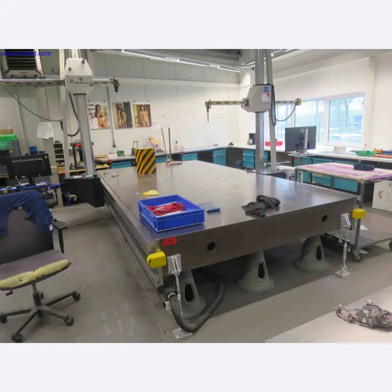 Máquinas CNC en buen estado para la fabricación de componentes metálicos de precisión-2