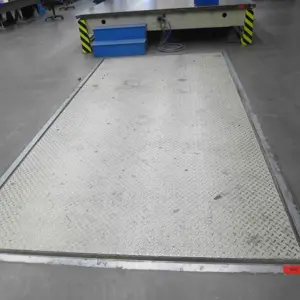 Scissor lift
