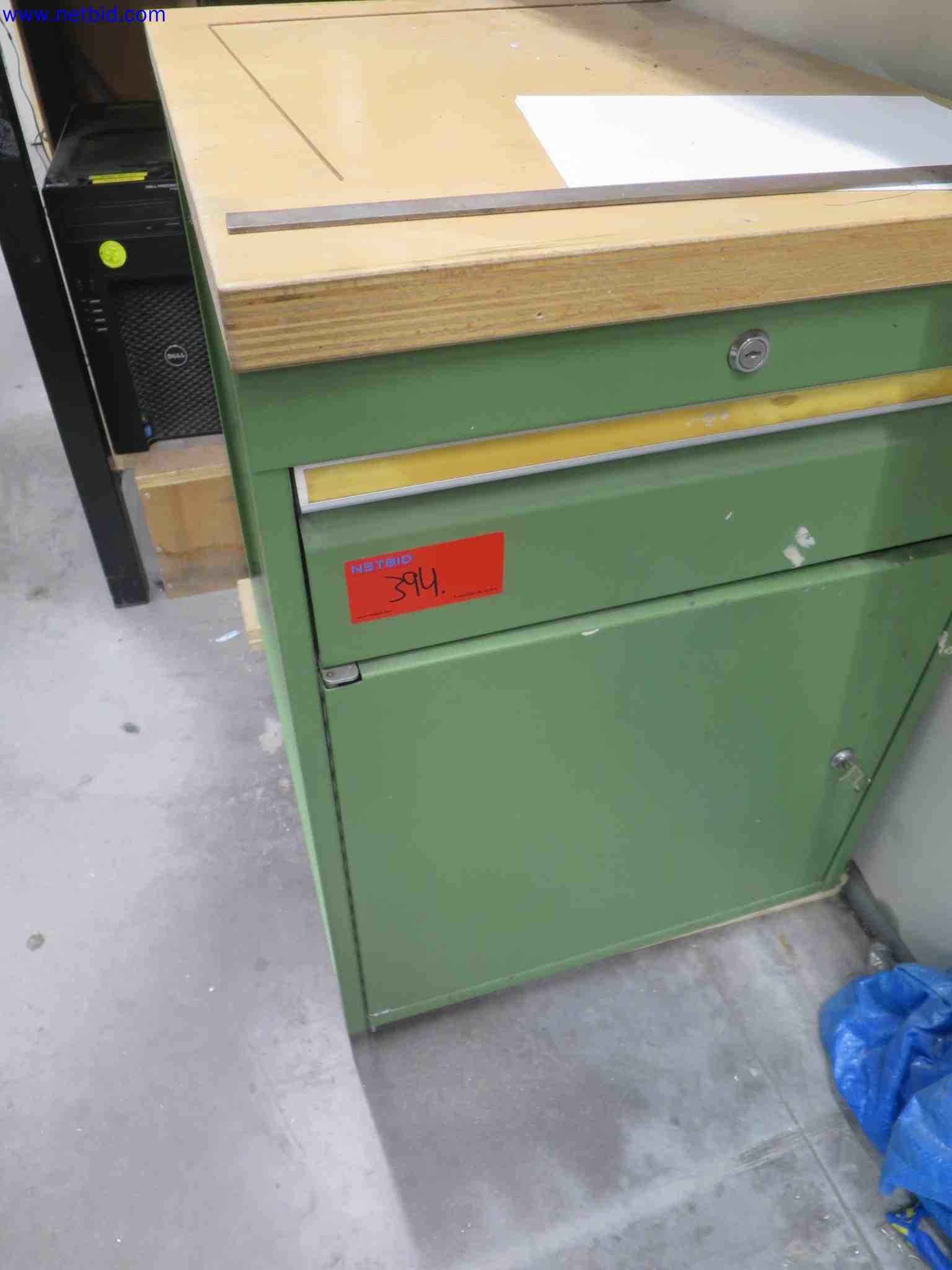 Máquinas CNC en buen estado para la fabricación de componentes metálicos de precisión-1