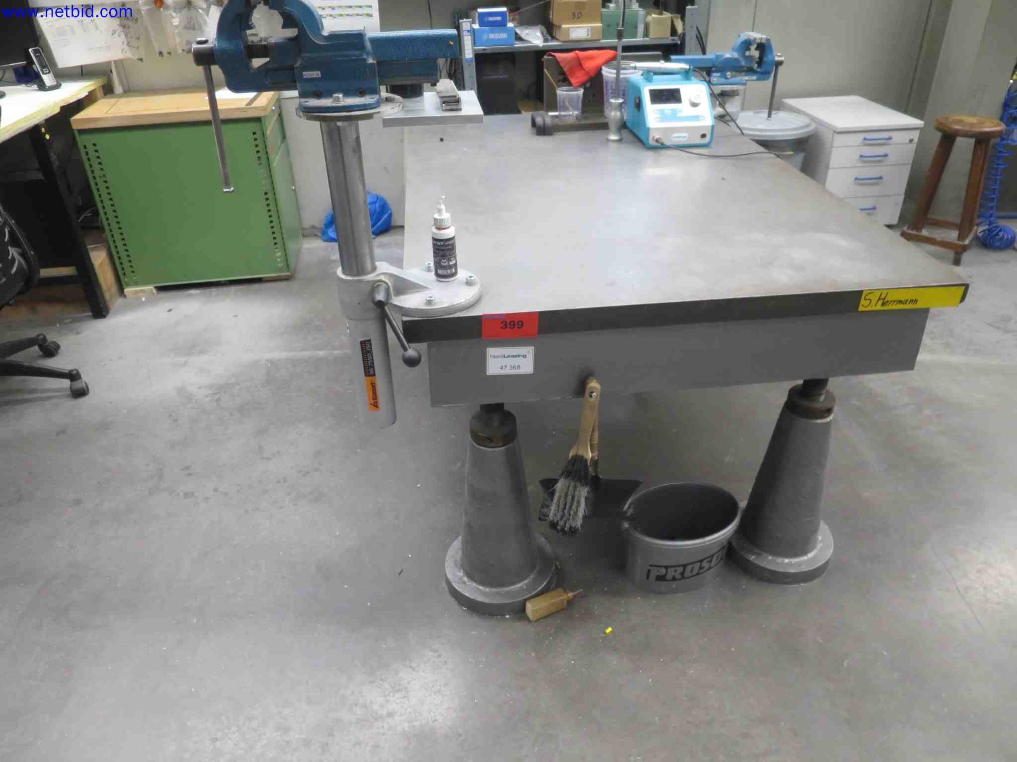 Máquinas CNC en buen estado para la fabricación de componentes metálicos de precisión-1