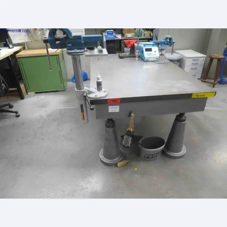 Máquinas CNC en buen estado para la fabricación de componentes metálicos de precisión-1