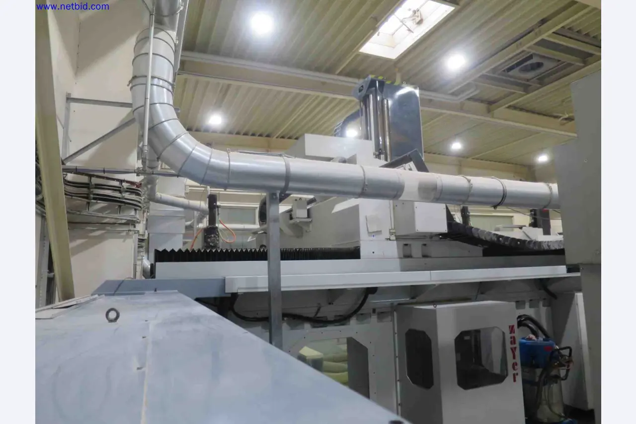 Machines CNC bien entretenues destinées à la fabrication de pièces métalliques de précision-10