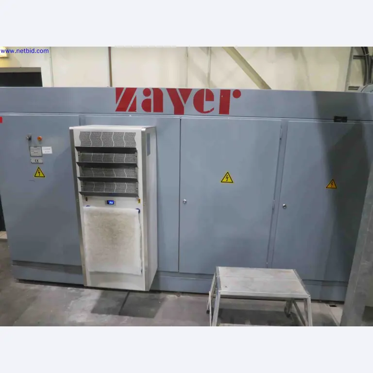 Machines CNC bien entretenues destinées à la fabrication de pièces métalliques de précision-8