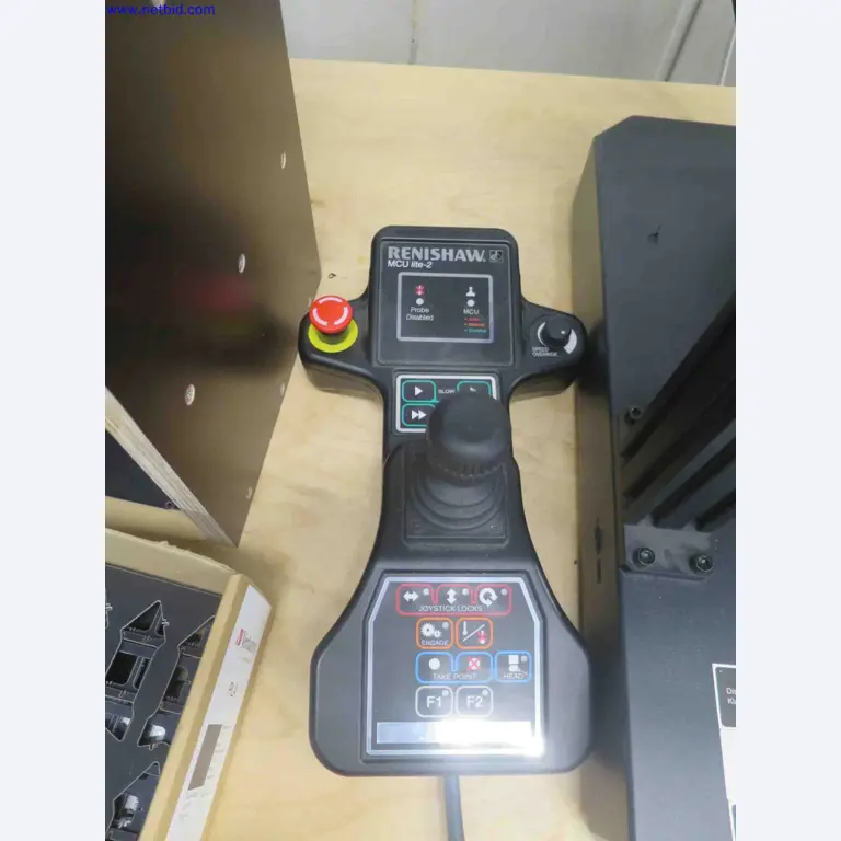 Máquinas CNC en buen estado para la fabricación de componentes metálicos de precisión-3