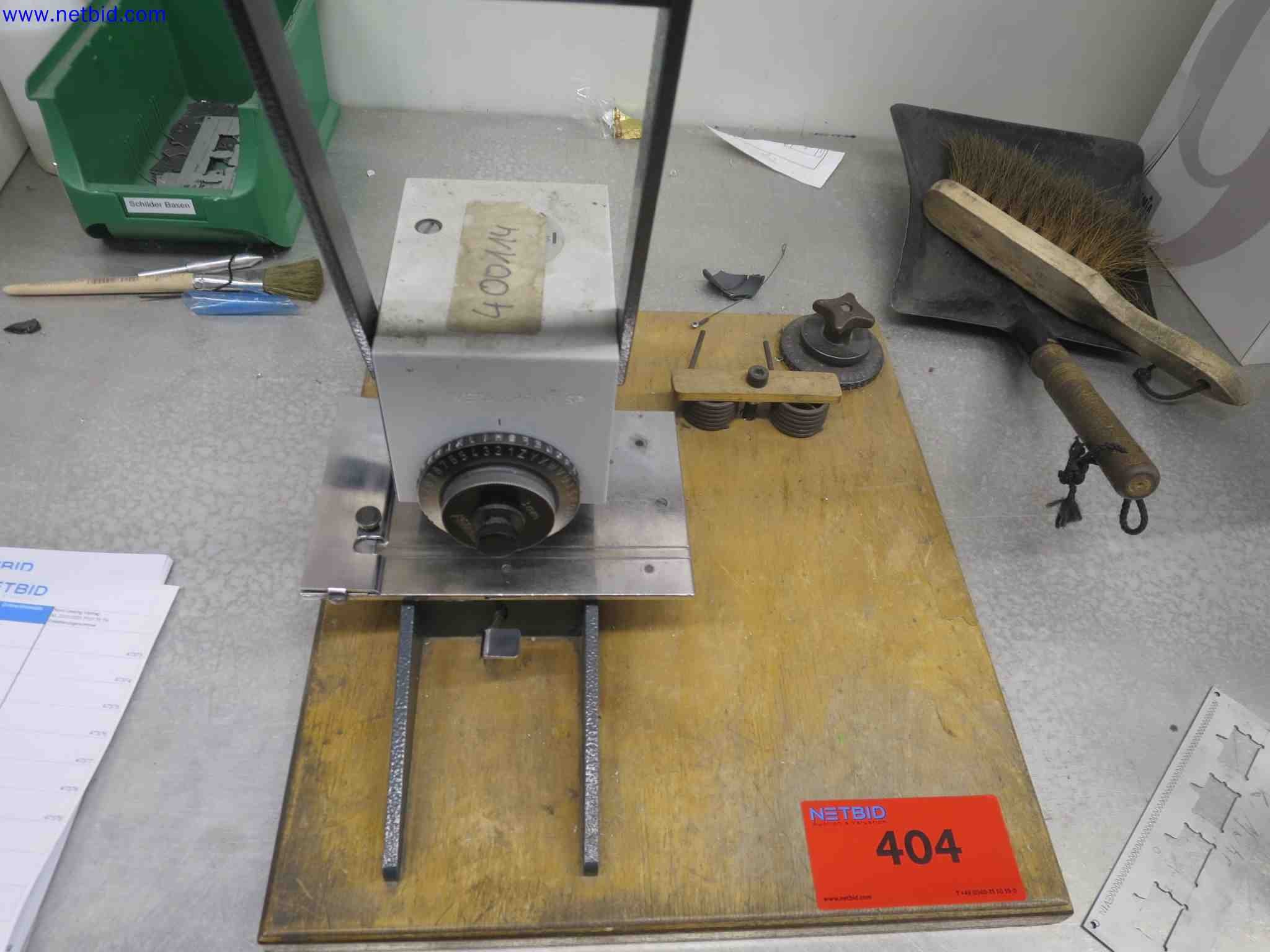 Máquinas CNC en buen estado para la fabricación de componentes metálicos de precisión-1