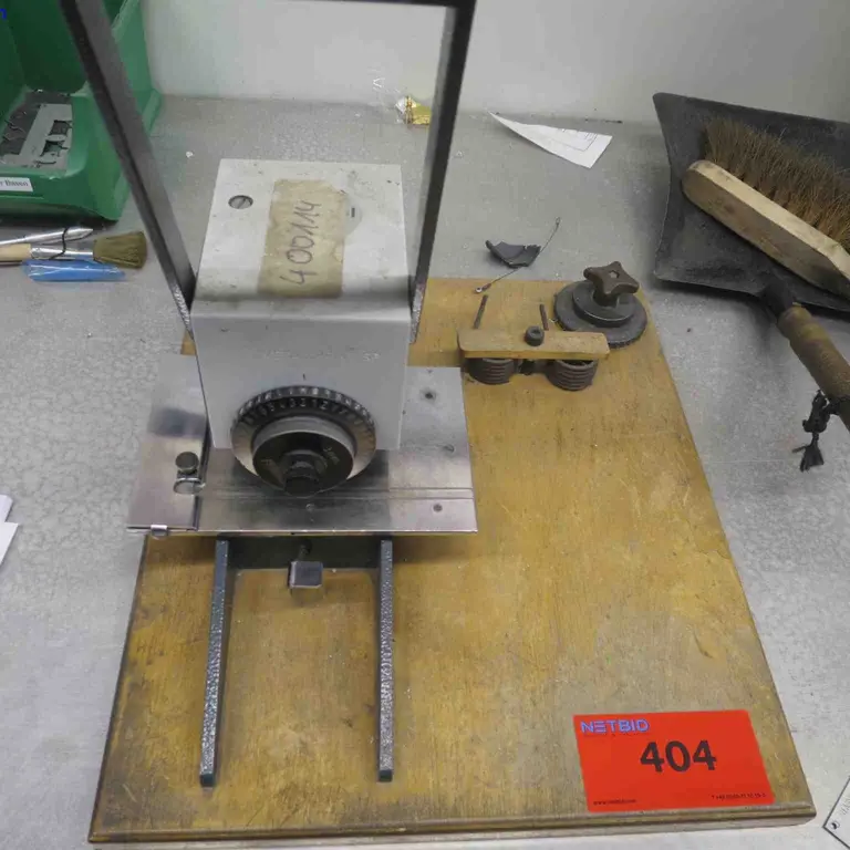 Stroj na ražbu kovů Röltgen Metallprint SP