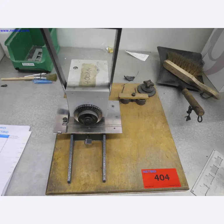 Máquinas CNC en buen estado para la fabricación de componentes metálicos de precisión-1