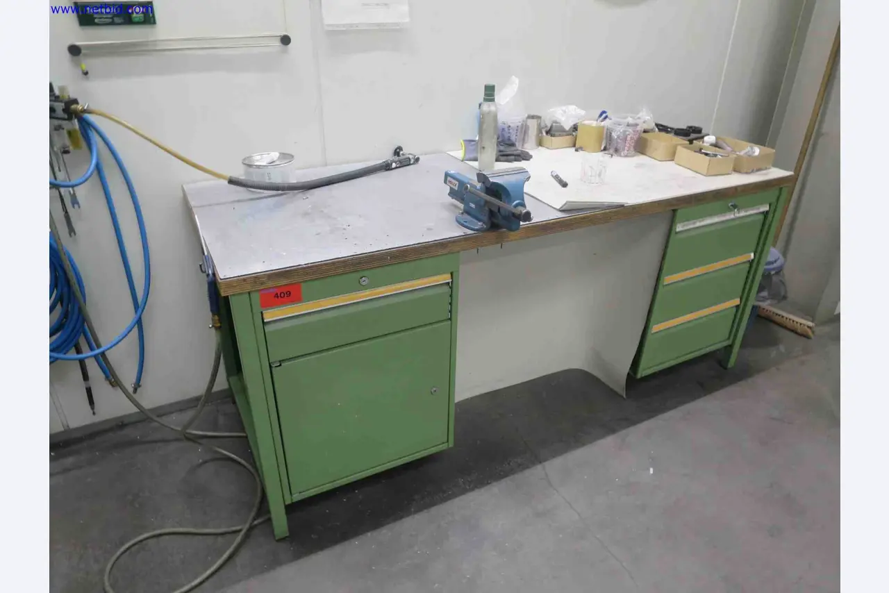 Máquinas CNC en buen estado para la fabricación de componentes metálicos de precisión-1