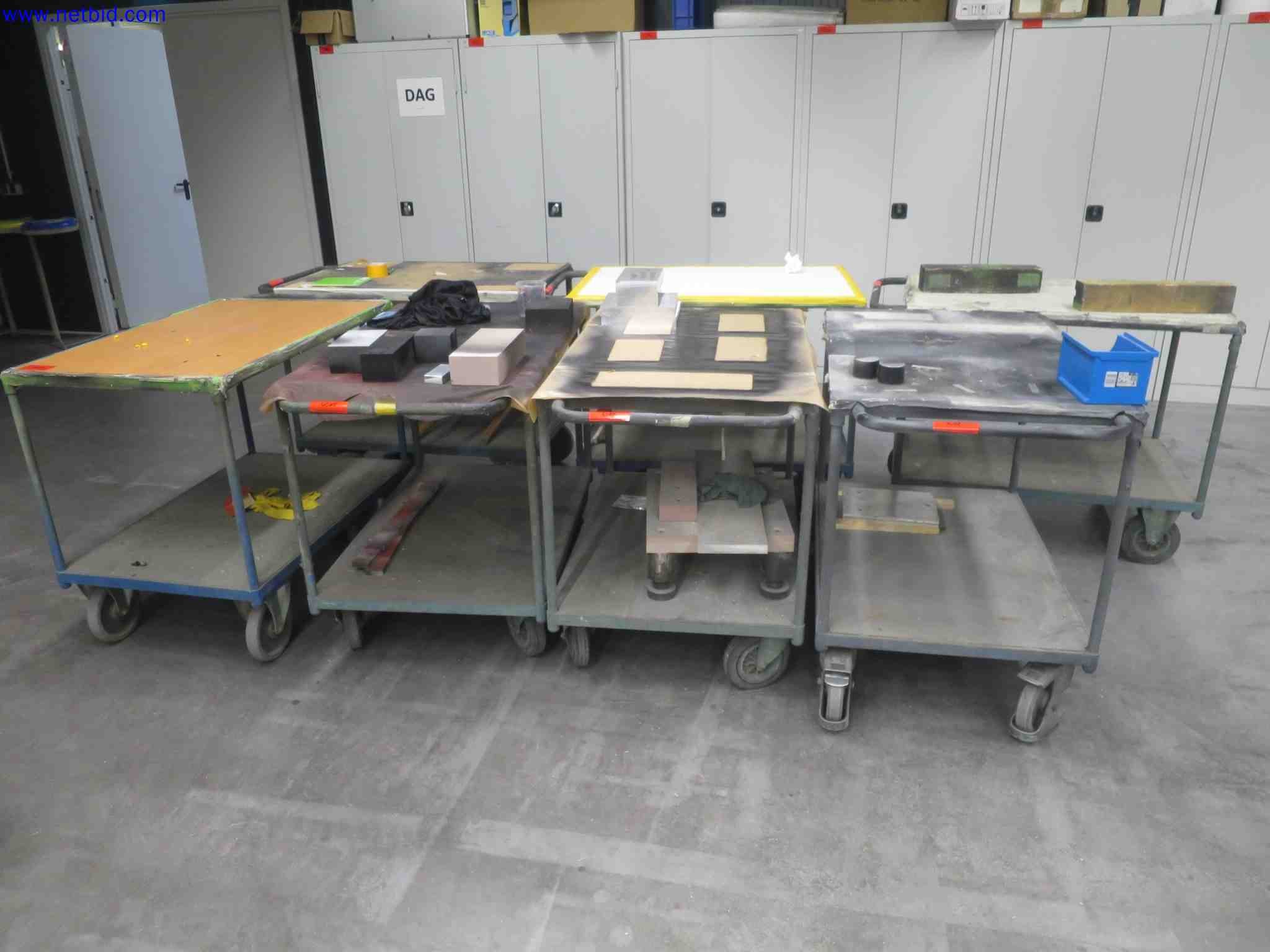 Máquinas CNC en buen estado para la fabricación de componentes metálicos de precisión-1