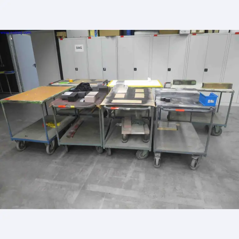 Máquinas CNC en buen estado para la fabricación de componentes metálicos de precisión-1