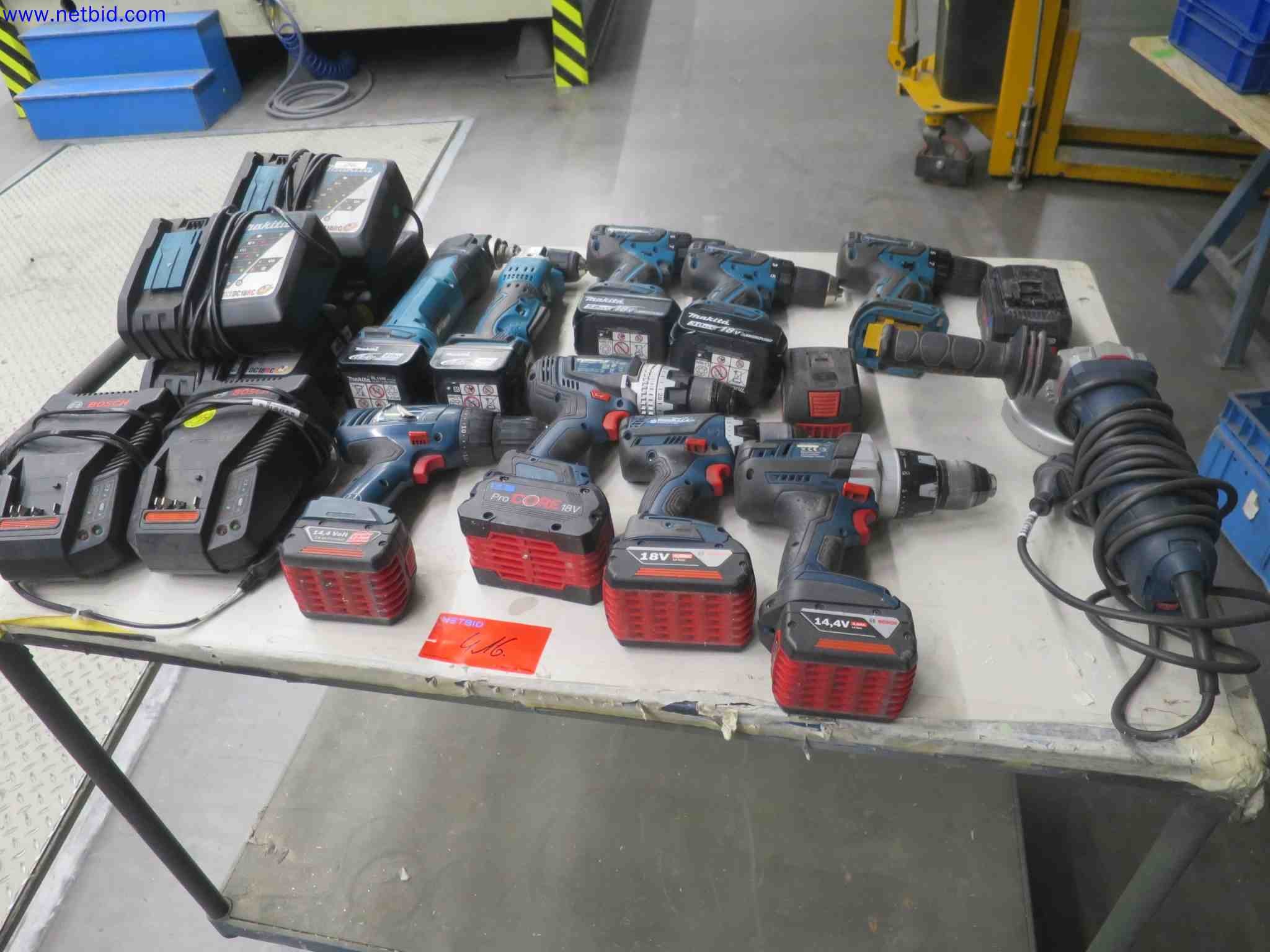 Máquinas CNC en buen estado para la fabricación de componentes metálicos de precisión-1