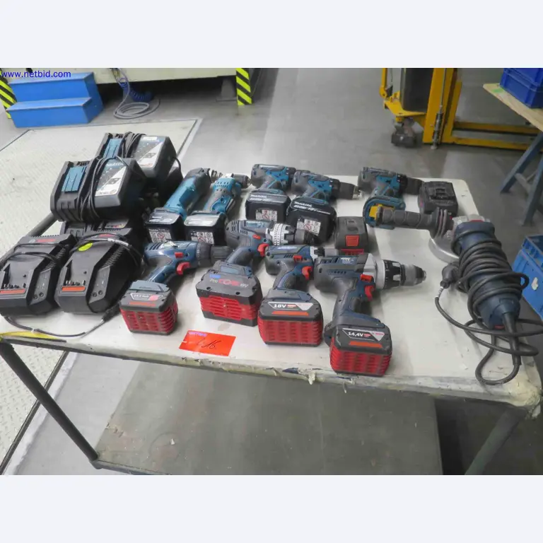 Máquinas CNC en buen estado para la fabricación de componentes metálicos de precisión-1