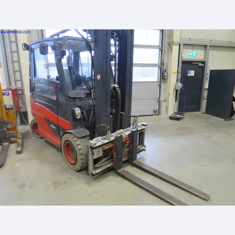 Máquinas CNC en buen estado para la fabricación de componentes metálicos de precisión-1
