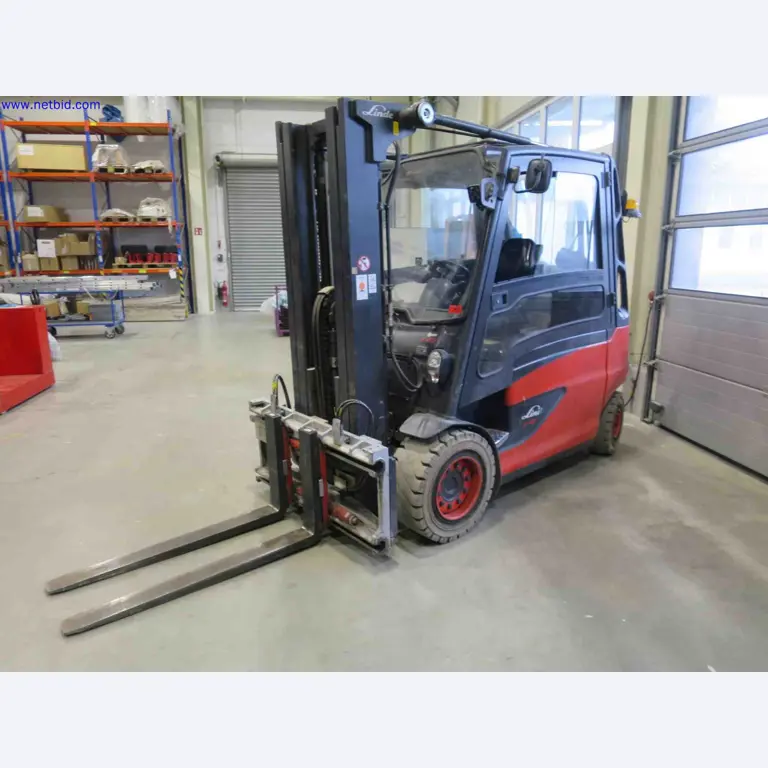 Máquinas CNC en buen estado para la fabricación de componentes metálicos de precisión-3