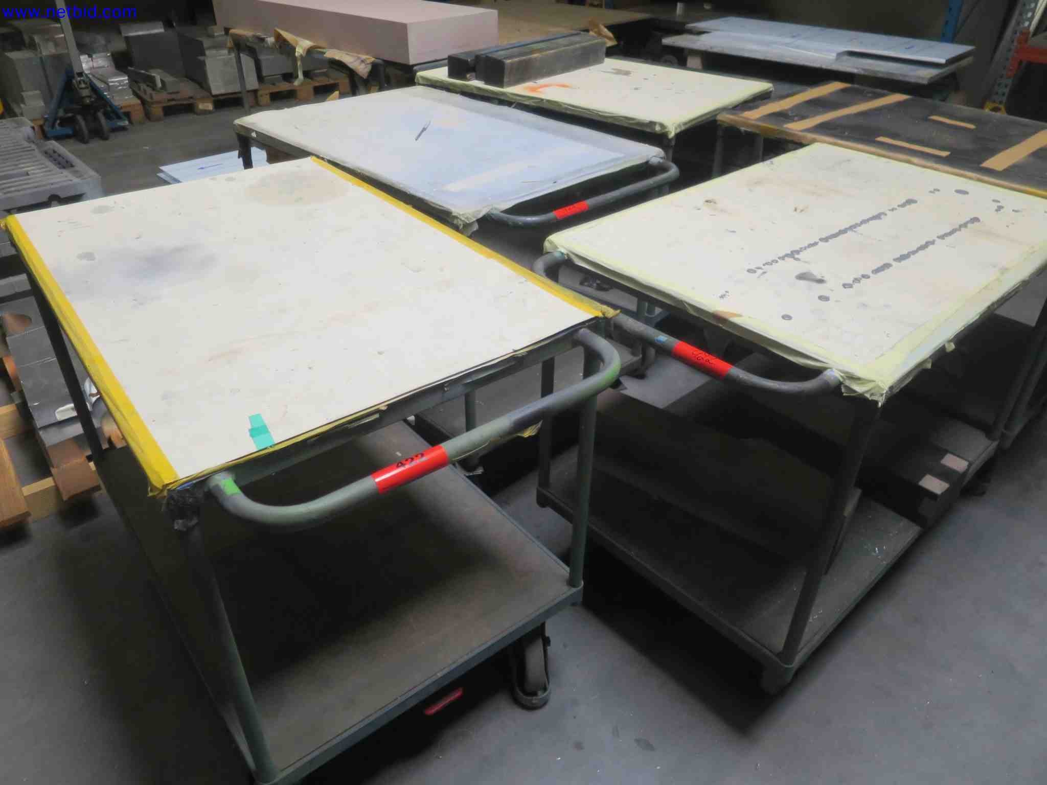 Machines CNC bien entretenues destinées à la fabrication de pièces métalliques de précision-1