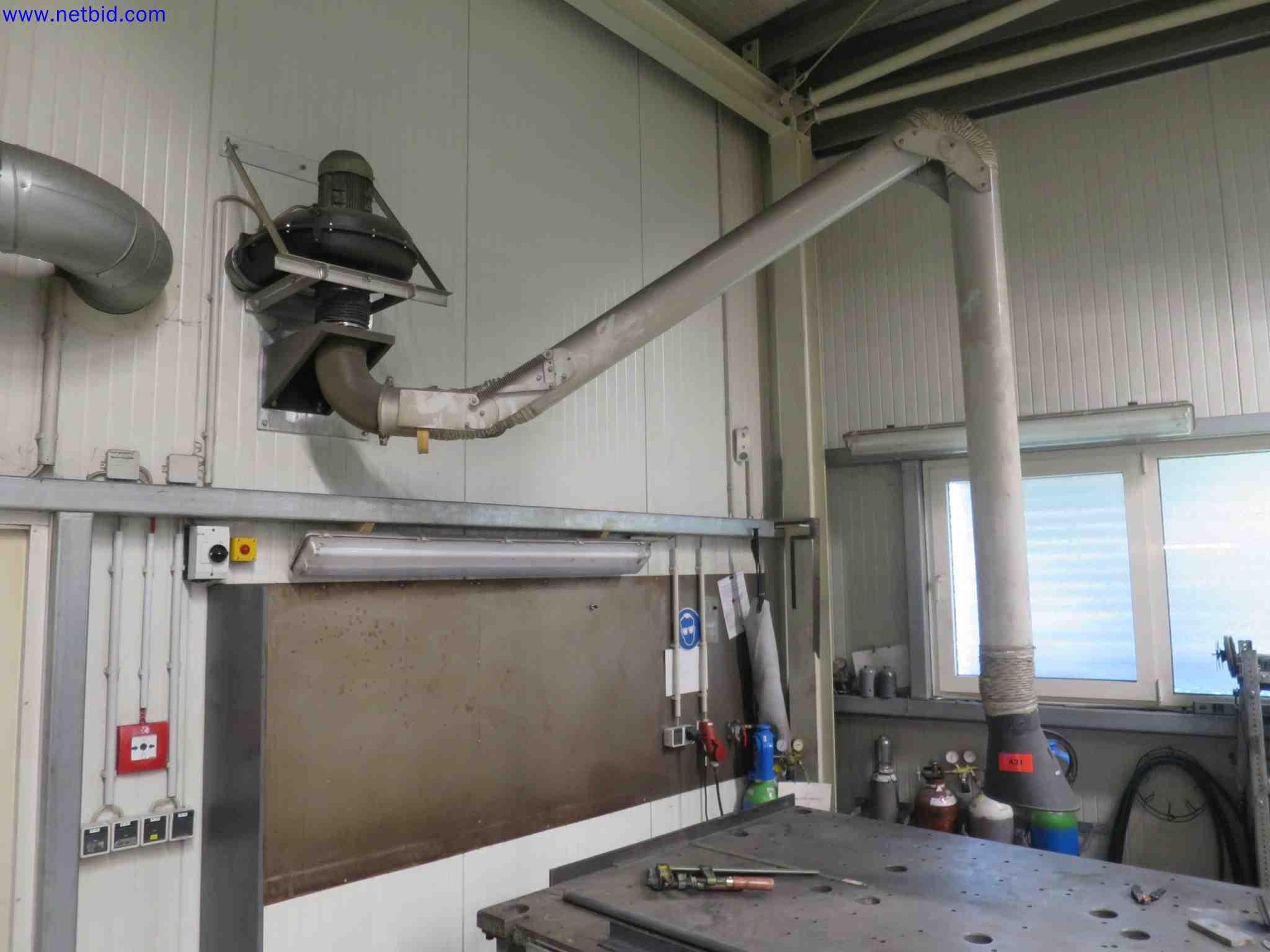 Machines CNC bien entretenues destinées à la fabrication de pièces métalliques de précision-1