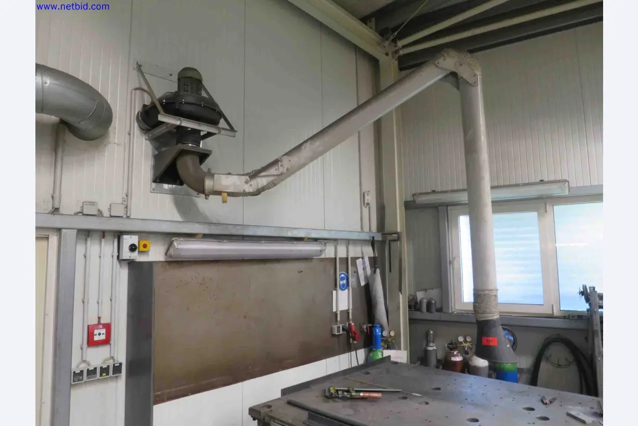 Machines CNC bien entretenues destinées à la fabrication de pièces métalliques de précision-1