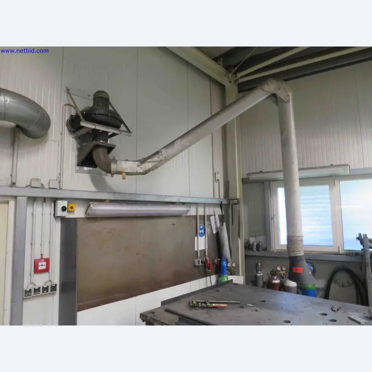 Machines CNC bien entretenues destinées à la fabrication de pièces métalliques de précision-1