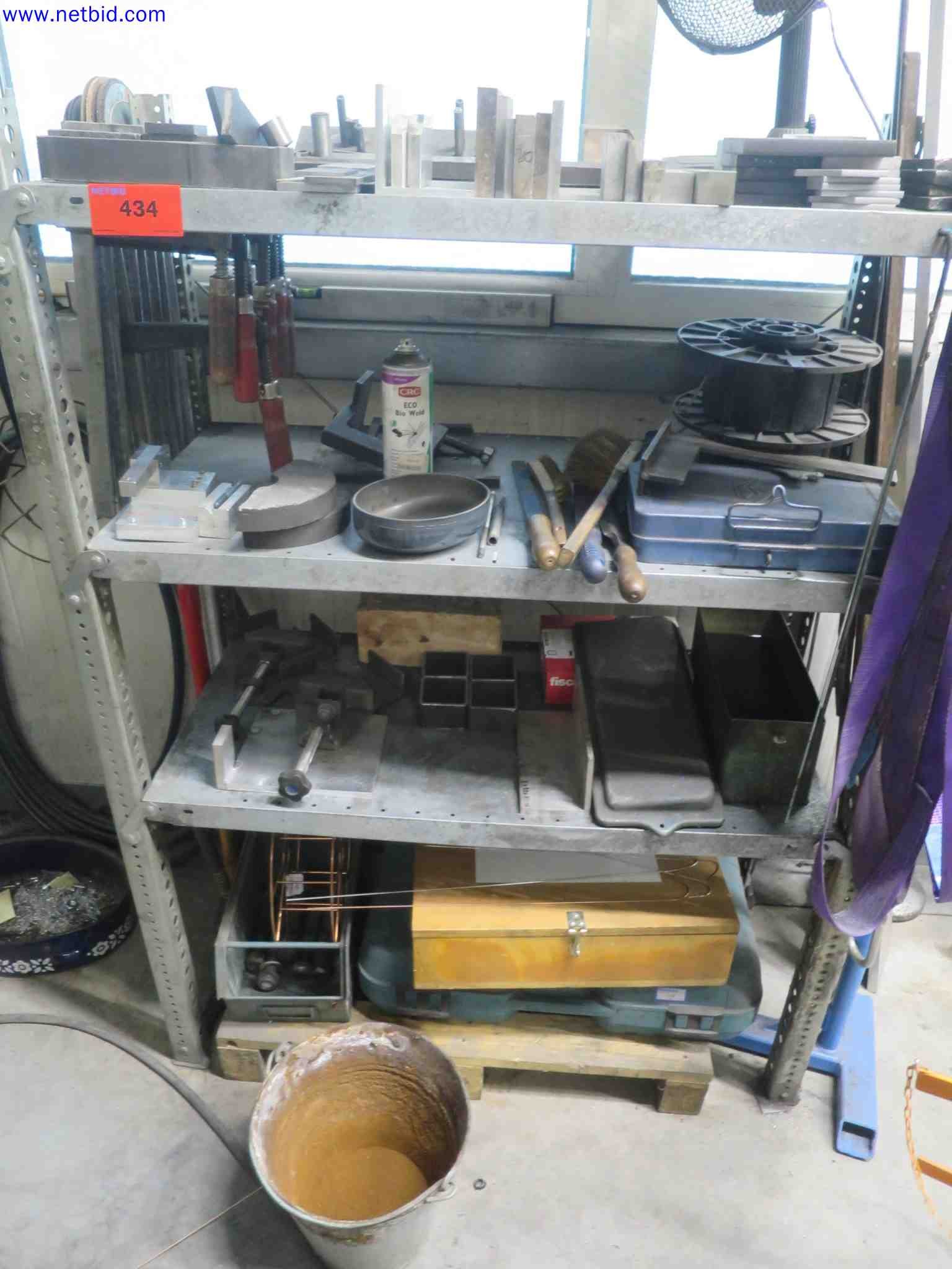Machines CNC bien entretenues destinées à la fabrication de pièces métalliques de précision-1