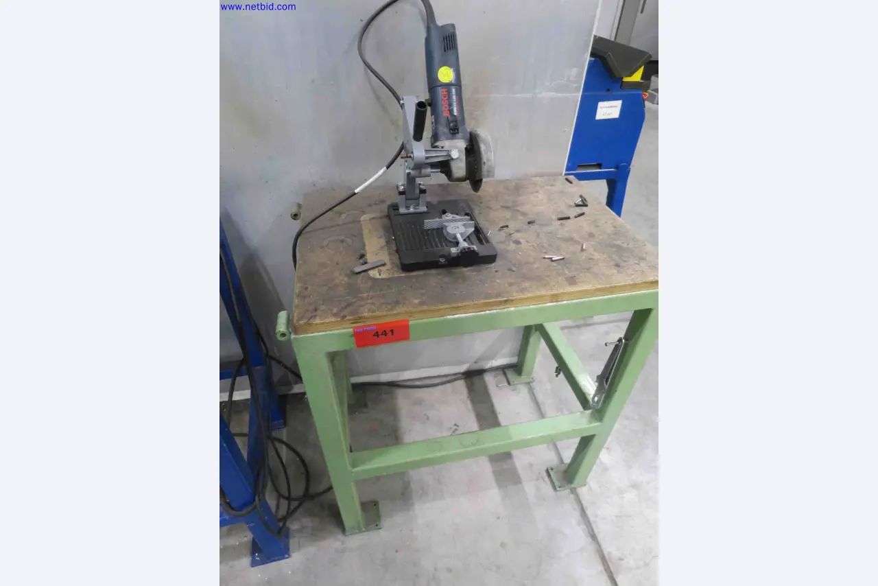 Machines CNC bien entretenues destinées à la fabrication de pièces métalliques de précision-1