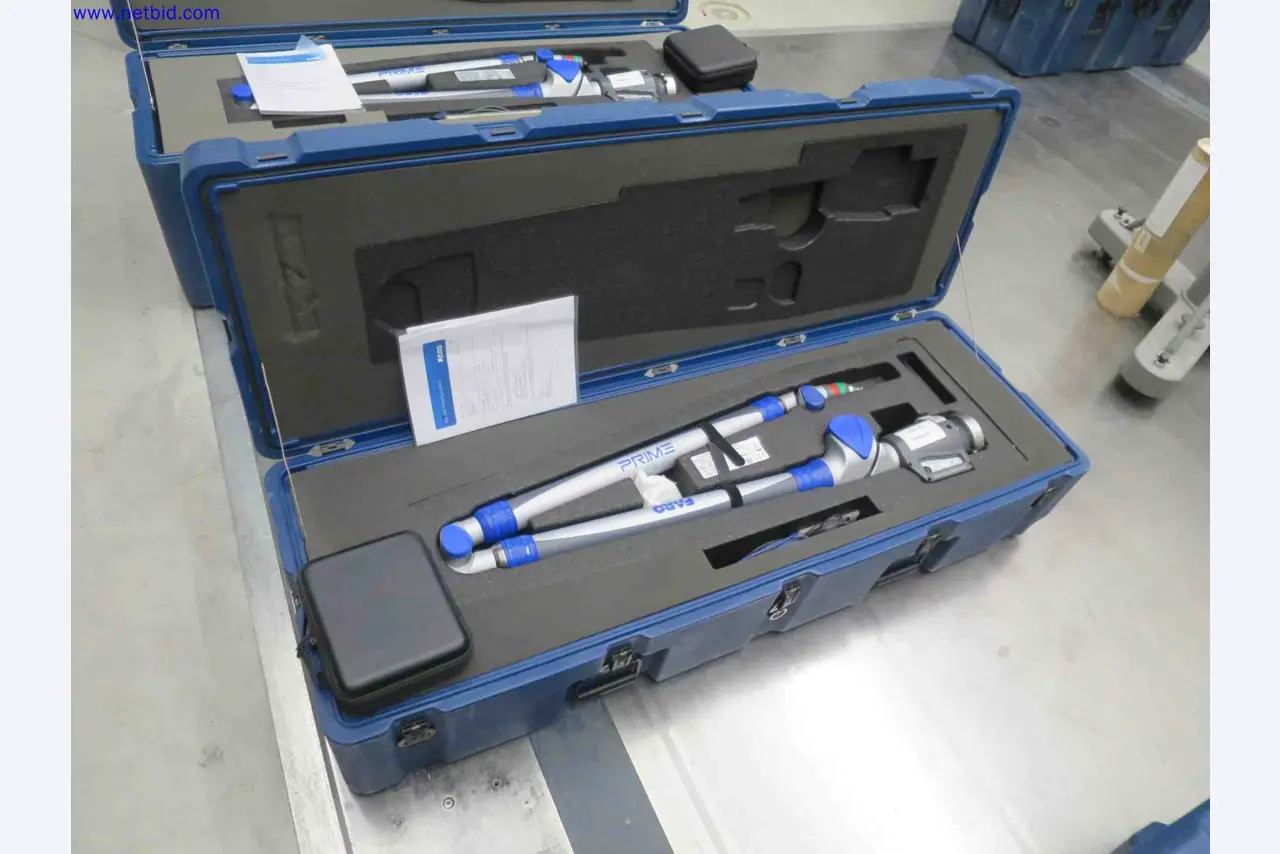 Máquinas CNC en buen estado para la fabricación de componentes metálicos de precisión-1