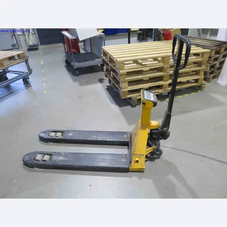 Machines CNC bien entretenues destinées à la fabrication de pièces métalliques de précision-3