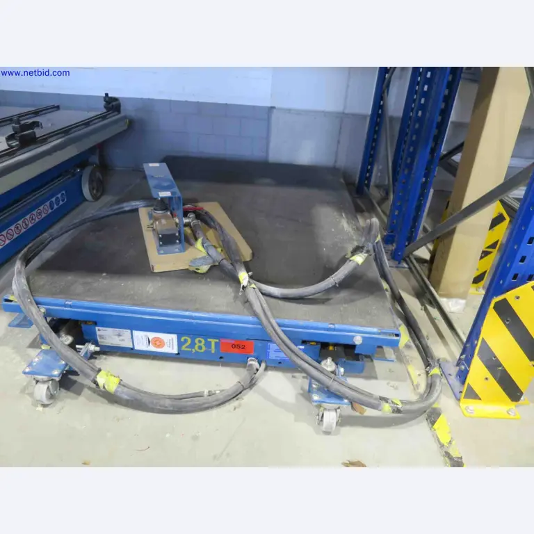 Machines CNC bien entretenues destinées à la fabrication de pièces métalliques de précision-1