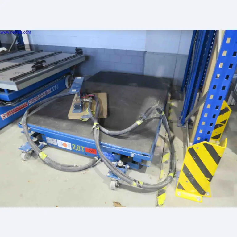 Machines CNC bien entretenues destinées à la fabrication de pièces métalliques de précision-2