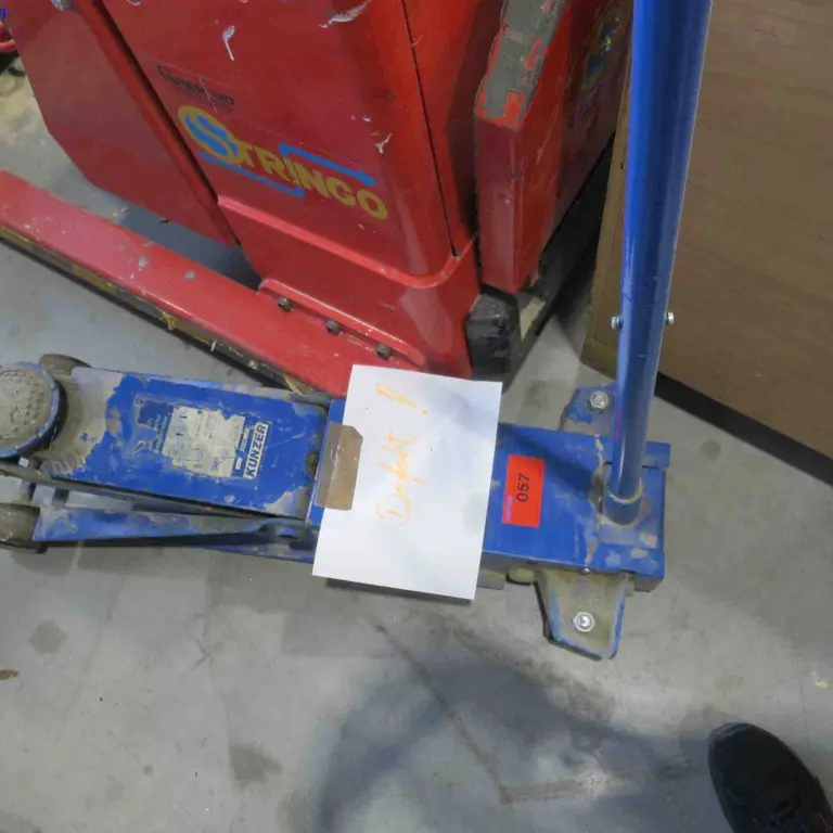 Shuttle Jack Kunzer WK1030