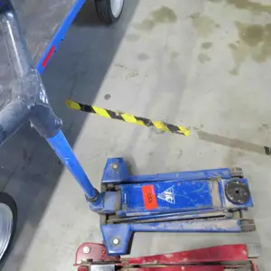 Shuttle Jack AC