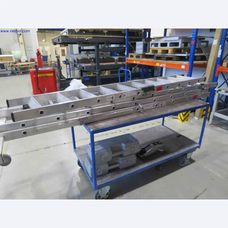Machines CNC bien entretenues destinées à la fabrication de pièces métalliques de précision-1
